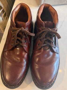 Johnston & Murphy passport made in Italy Chestnut Brown Leather Chukka Boots 10*
